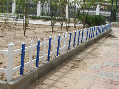 pvc<a href='http://jssz888.com' target='_blank'><u>草坪護欄</u></a>圖