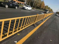 道路護欄是高速公路的重大里程碑